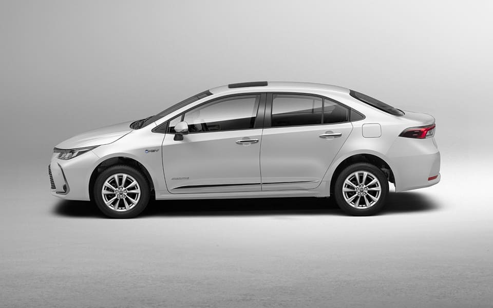 Toyota Corolla 2.0L 2.0L GLi MR Petrol 2025 - Image 5