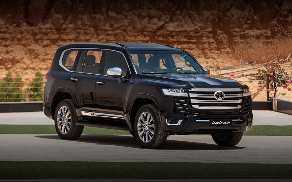Toyota Land Cruiser GXR Diesel 2025 (1)