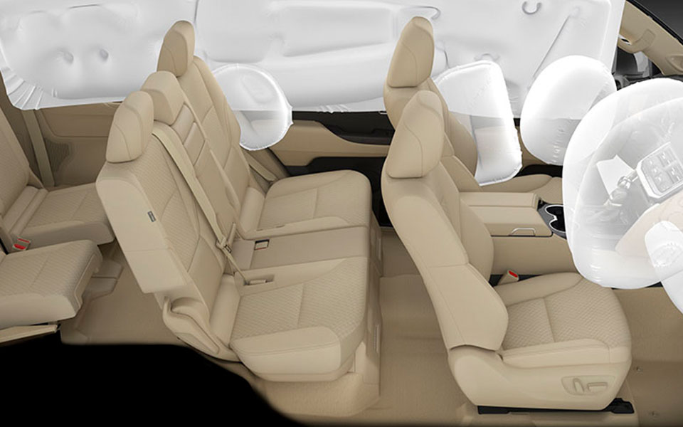 Toyota Land Cruiser GXR Diesel 2025 (6)