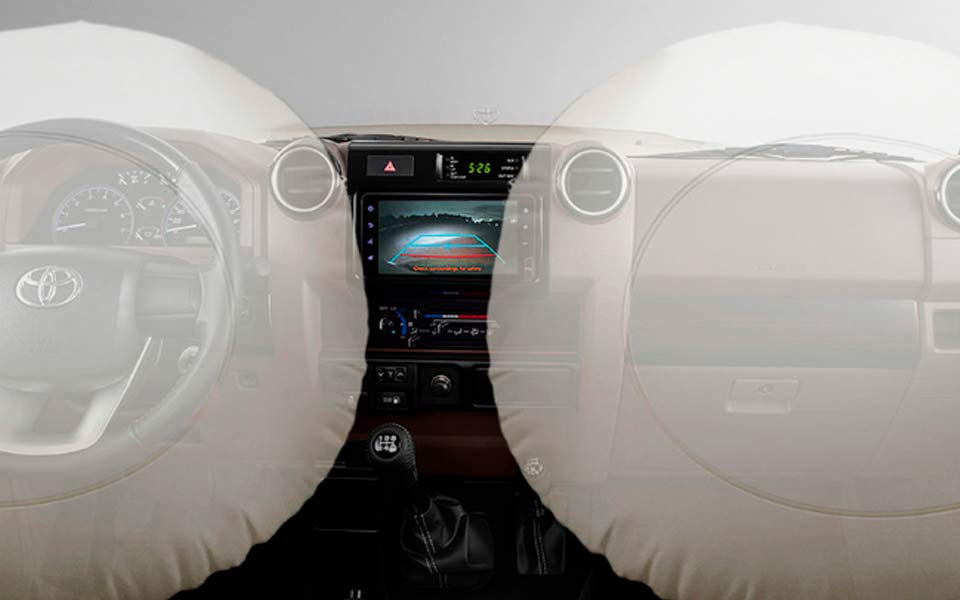 Toyota Land Cruiser Pickup S-DLX SC AT Petrol - Image 2