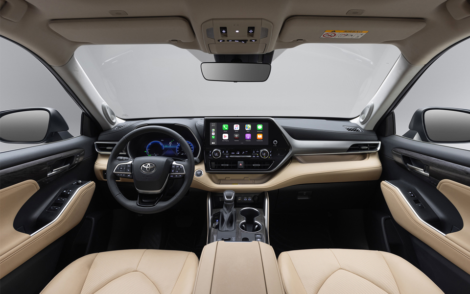 Toyota HIGHLANDER GLE HEV 4X4 Hybrid - Image 10