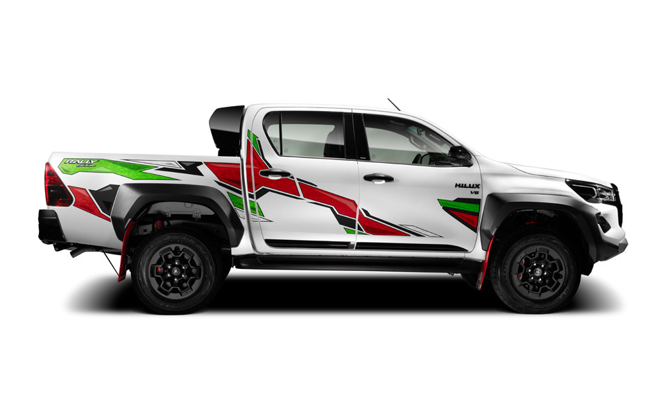 Toyota Hilux Pickup GR-S Rally Edition 4X4 4.0L AT 2025 - Image 4
