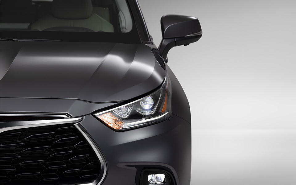 Toyota HIGHLANDER GLE HEV 4X4 Hybrid - Image 12