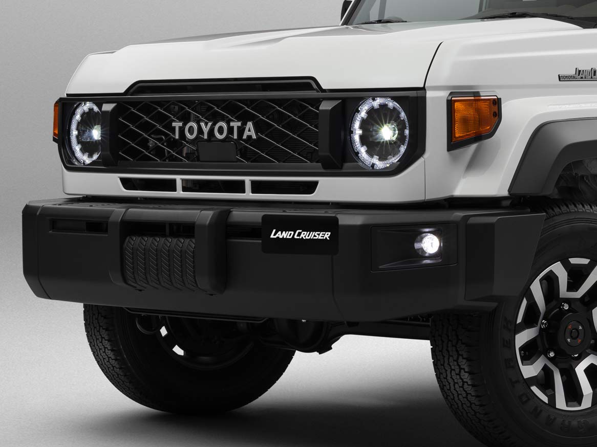 Toyota Land Cruiser 71 Hardtop Diesel 4X4 3 Doors 2025 - Image 2