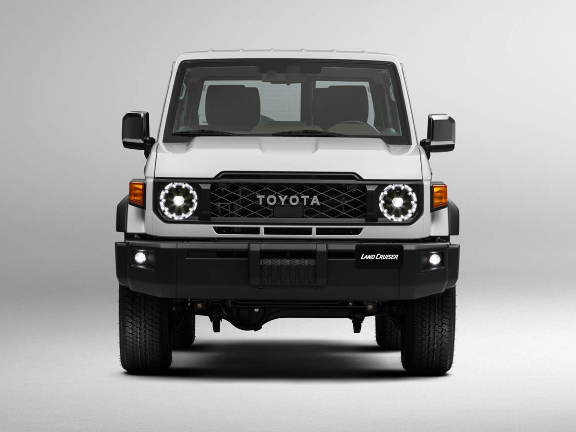 Toyota Land Cruiser 71 Hardtop Diesel 4X4 3 Doors 2025 - Image 5