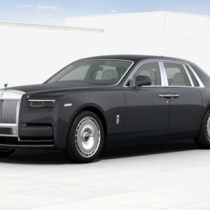 ROLLS ROYCE Phantom LHD Model 2025 – Ultra Luxury Sedan