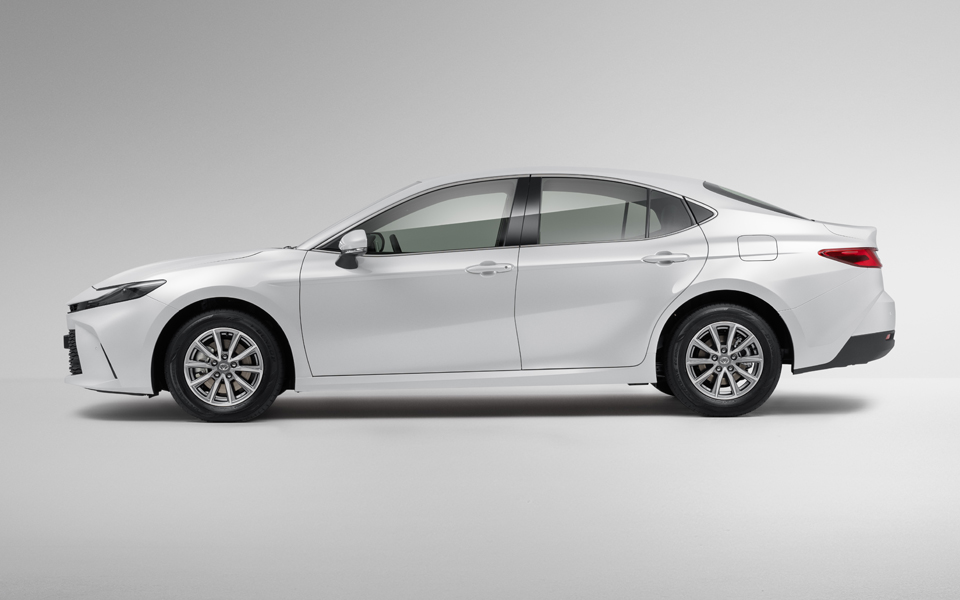 Toyota Camry 2.5 GRANDE Petrol 2025 - Image 5