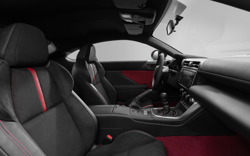 Toyota GR86 AT 2025 - Image 13