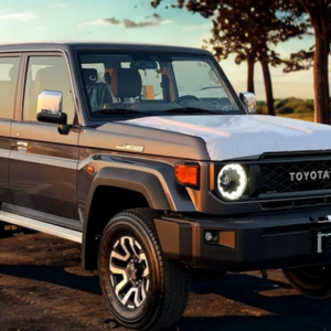 Toyota Land Cruiser 76 Hardtop Diesel 4X4 5 Doors 2025
