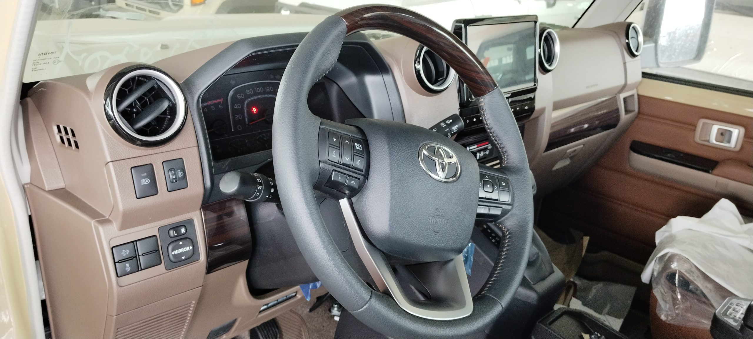 Toyota Land Cruiser 76 Hardtop Diesel 4X4 5 Doors 2025 - Image 8