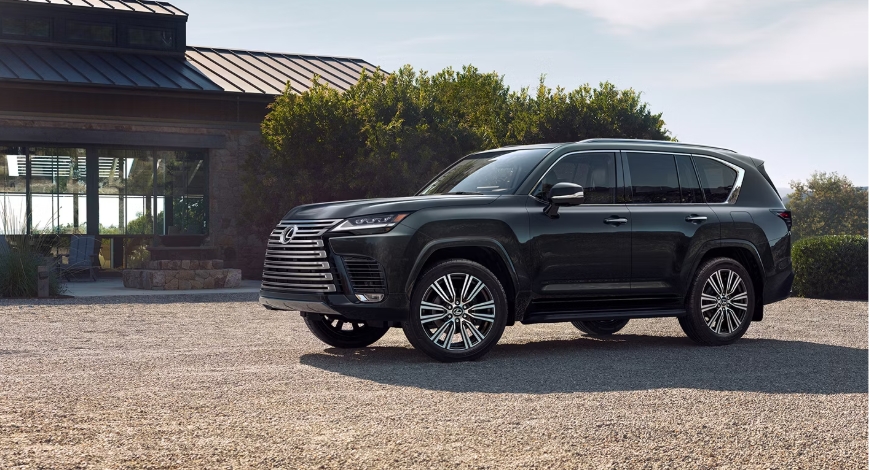 Lexus LX 700h Hybrid 7 Seater SUV Model 2026 - Image 5